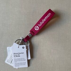 Lululemon silicone keychain - Calypso Pink/Blissful Pink